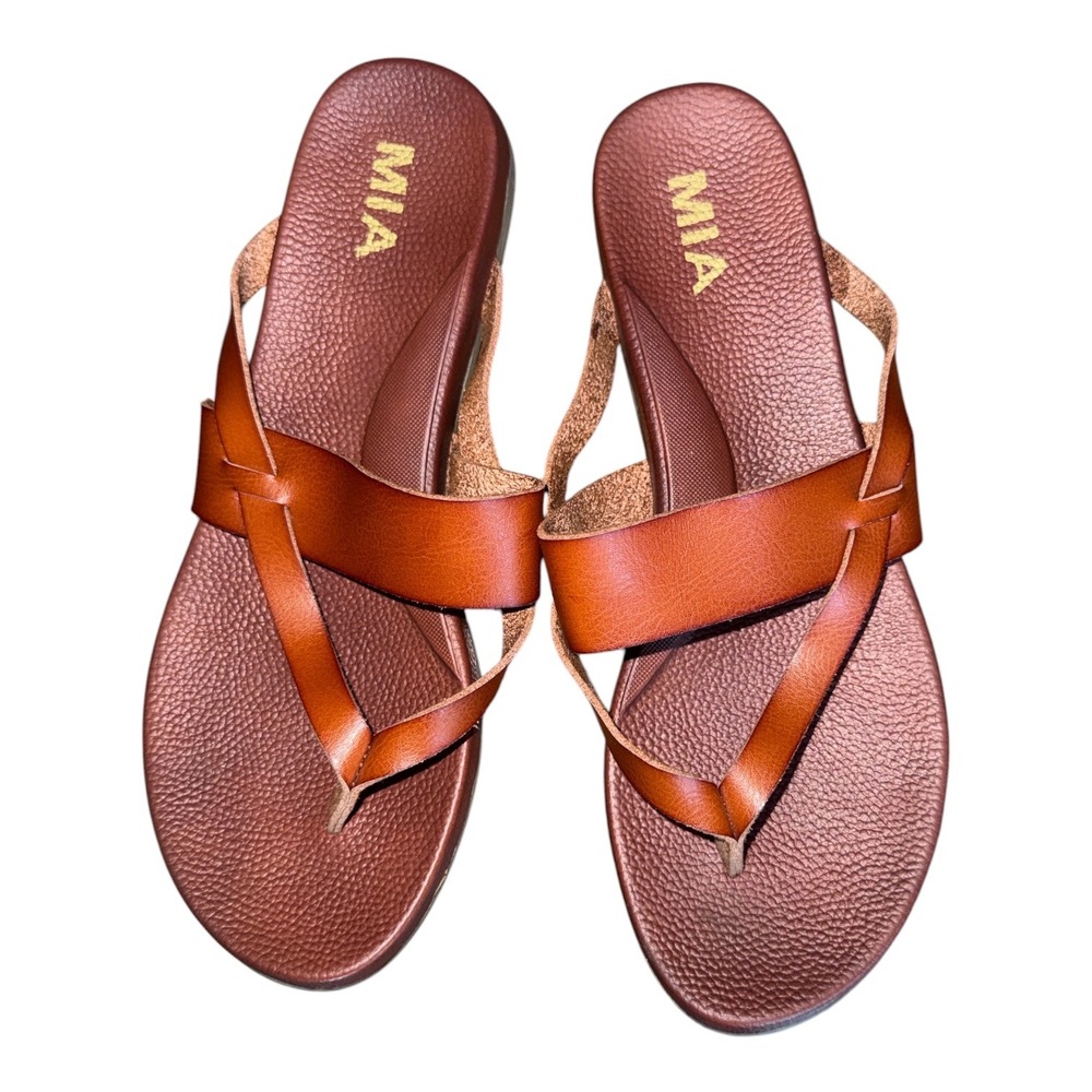 MIA Lise-B Strappy Flat Toe Loop Sandals Women's Size 8.5 Cognac Brown